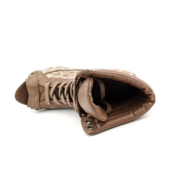 *SALE*  Rachel Roy Women's Femmett Ankle Boot--8.5M--6348 - Picture 2 of 3